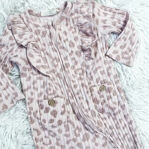 JESSICA SIMPSON • Pale Pink Leopard Animal Print Ruffle Zip Sleeper